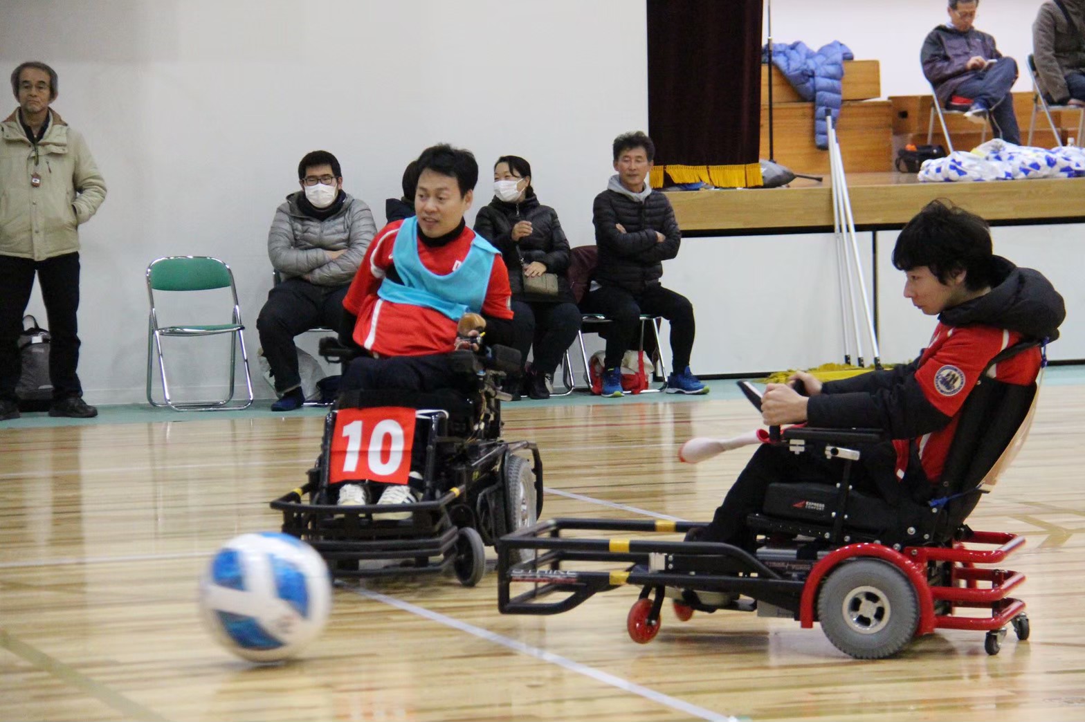 電動車椅子サッカーとは、試合イメージ画像